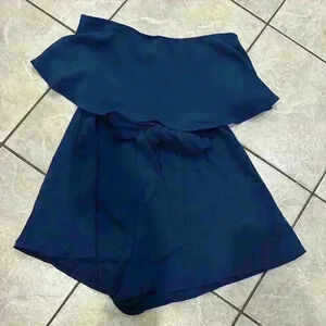 Le Lis Navy Strapless Romper Size Small